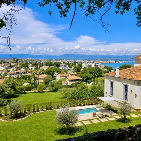 Будинок відпочинку Cap D'antibes Elegance & Quiet, Pool, Sea View Антіб