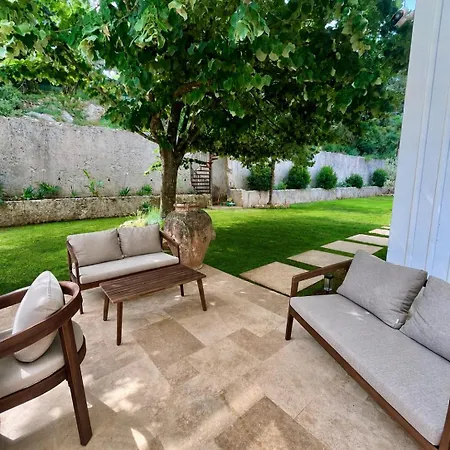Будинок відпочинку Cap D'antibes Elegance & Quiet, Pool, Sea View Антіб