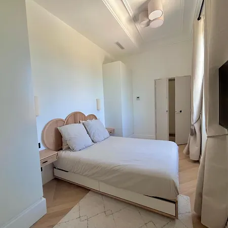 Будинок відпочинку Cap D'antibes Elegance & Quiet, Pool, Sea View Антіб